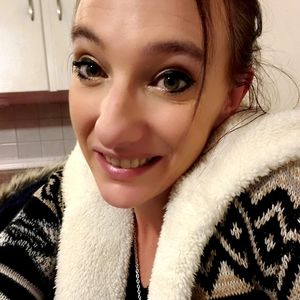 Meet your Posher, Annie